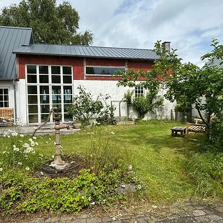 Unique Spacious In Nature-rich Samso Toftebjerg