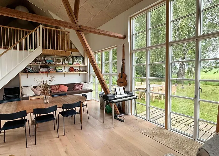 Unique Spacious In Nature-rich Samso בית נופש Toftebjerg