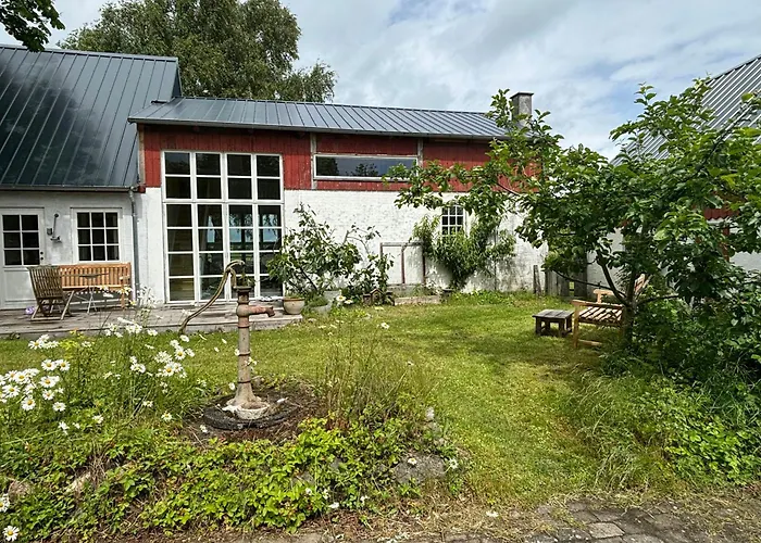 Unique Spacious In Nature-rich Samso Toftebjerg